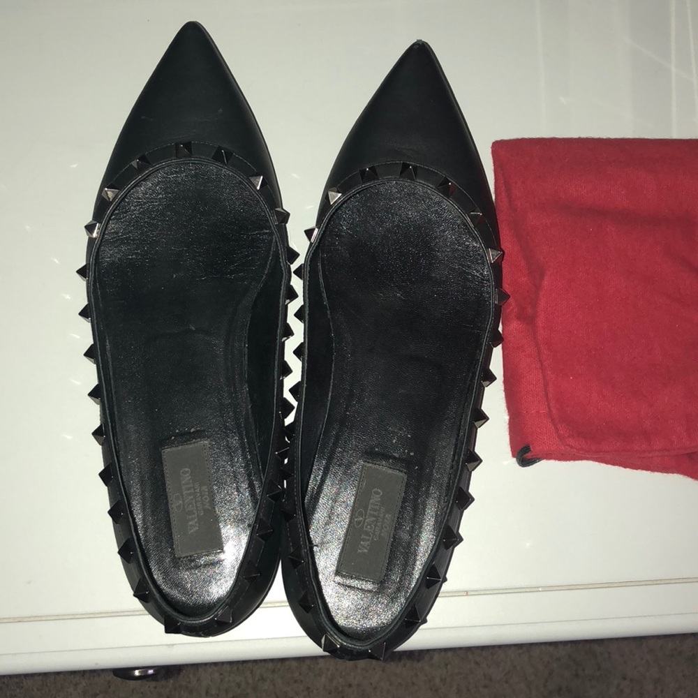 ** sold***Valentino Rockstud flats 41.5 Black